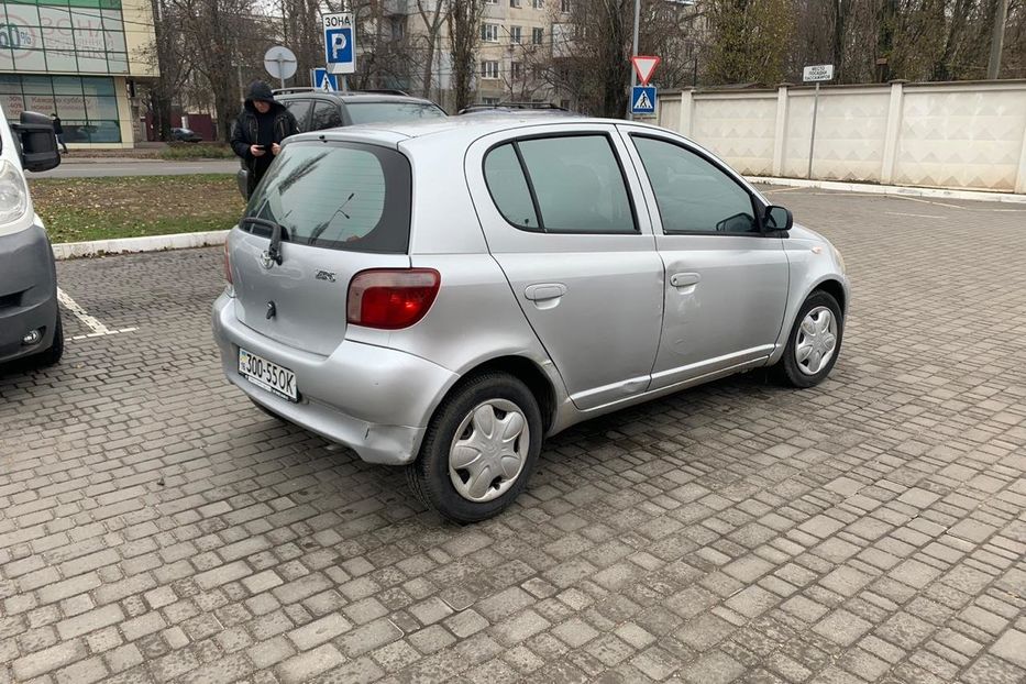 Продам Toyota Yaris 2002 года в Одессе