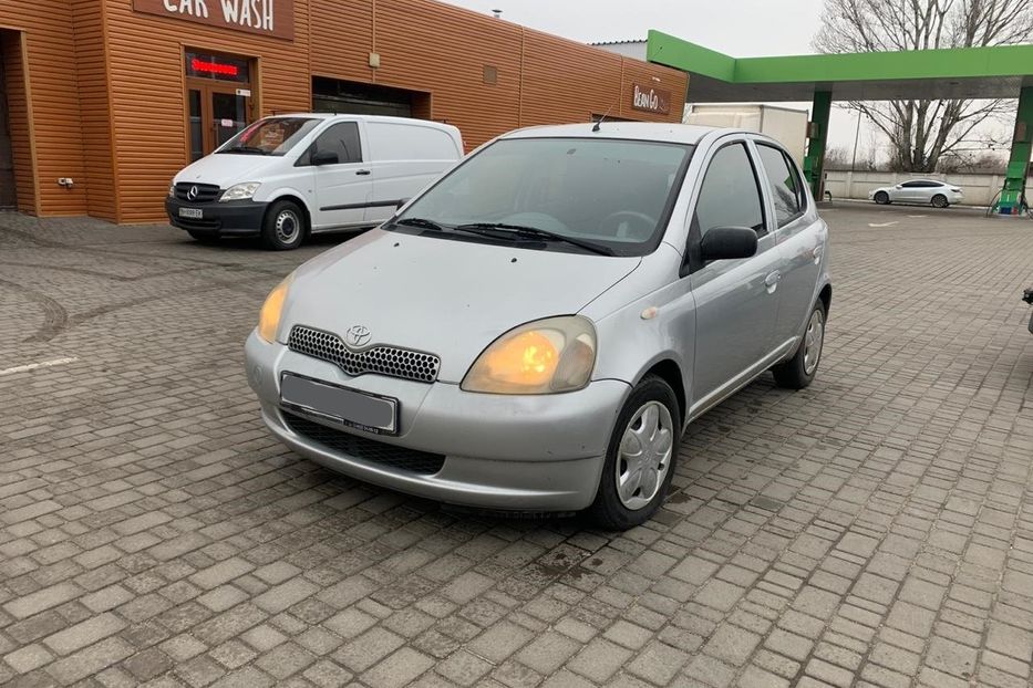 Продам Toyota Yaris 2002 года в Одессе