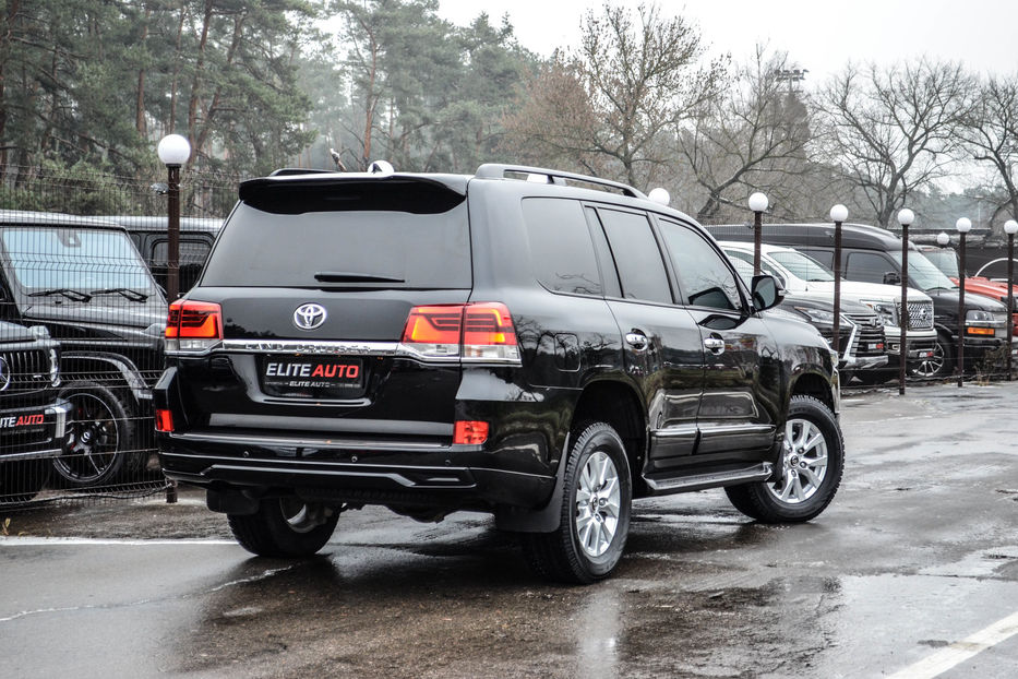 Продам Toyota Land Cruiser 200 ARMORED RIDA 2014 года в Киеве