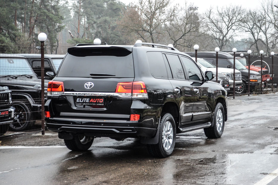 Продам Toyota Land Cruiser 200 ARMORED RIDA 2014 года в Киеве