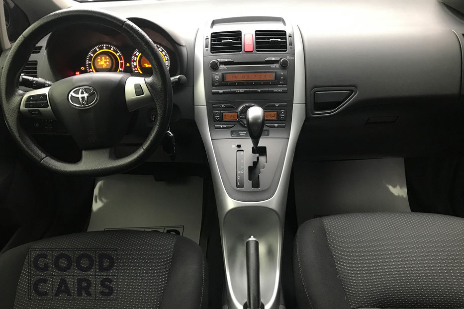 Продам Toyota Auris 2011 года в Одессе