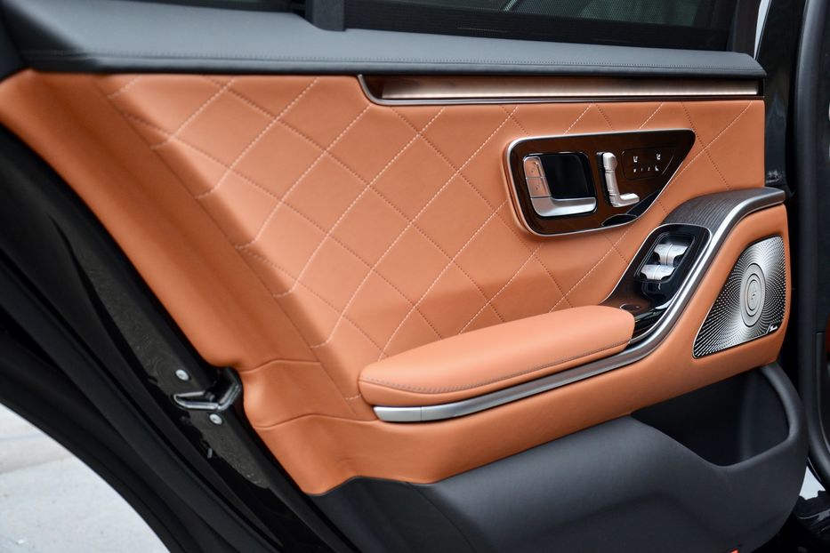 Продам Mercedes-Benz S-Class 400 AMG 2020 года в Киеве