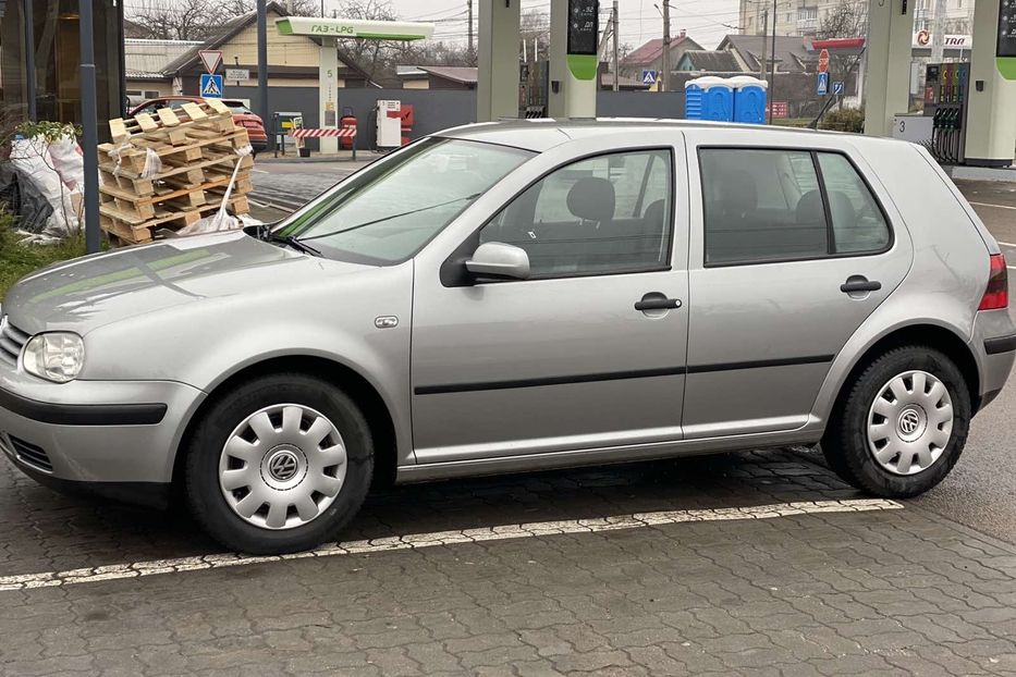 Продам Volkswagen Golf IV 2002 года в Житомире