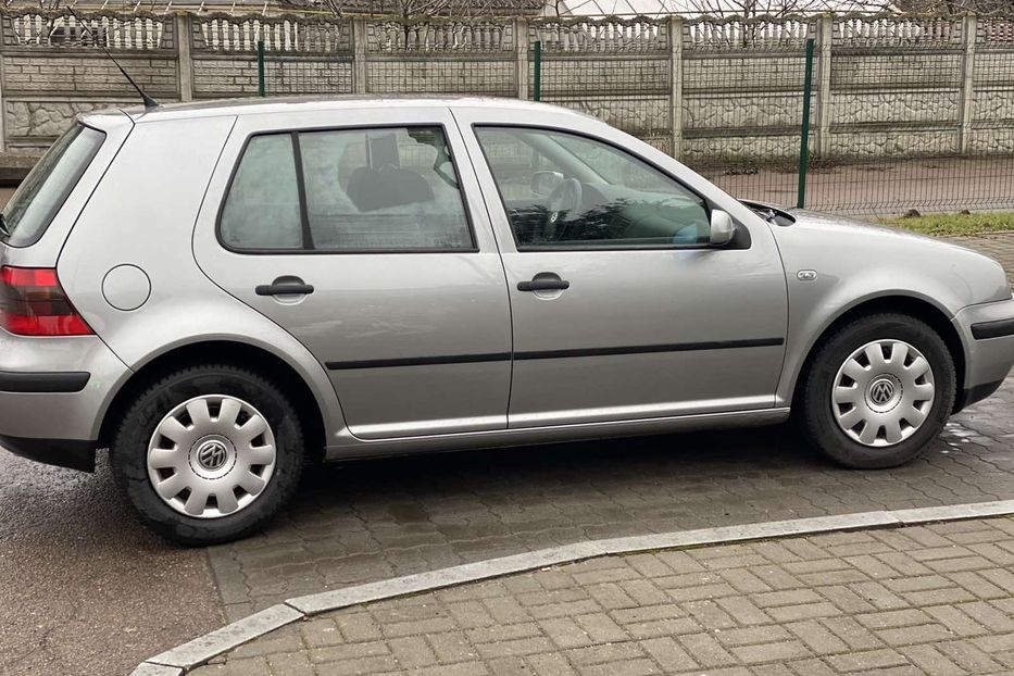 Продам Volkswagen Golf IV 2002 года в Житомире