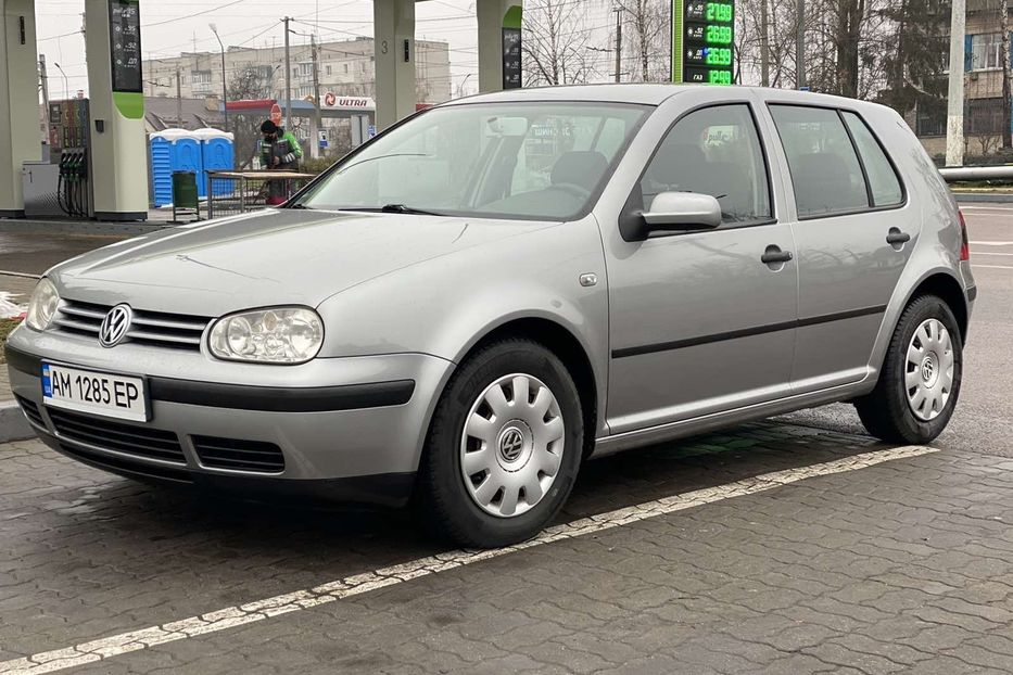 Продам Volkswagen Golf IV 2002 года в Житомире