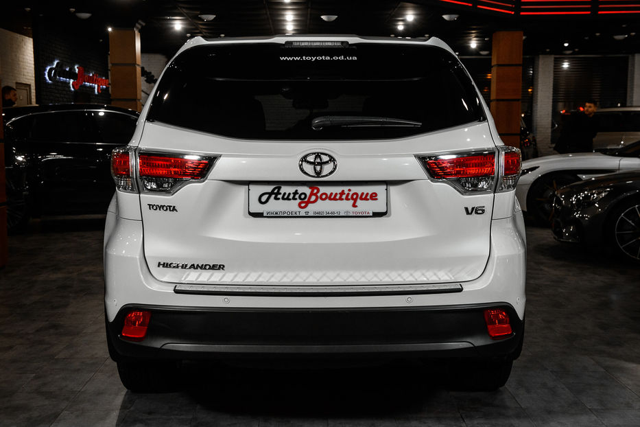Продам Toyota Highlander  Official AWD  2014 года в Одессе