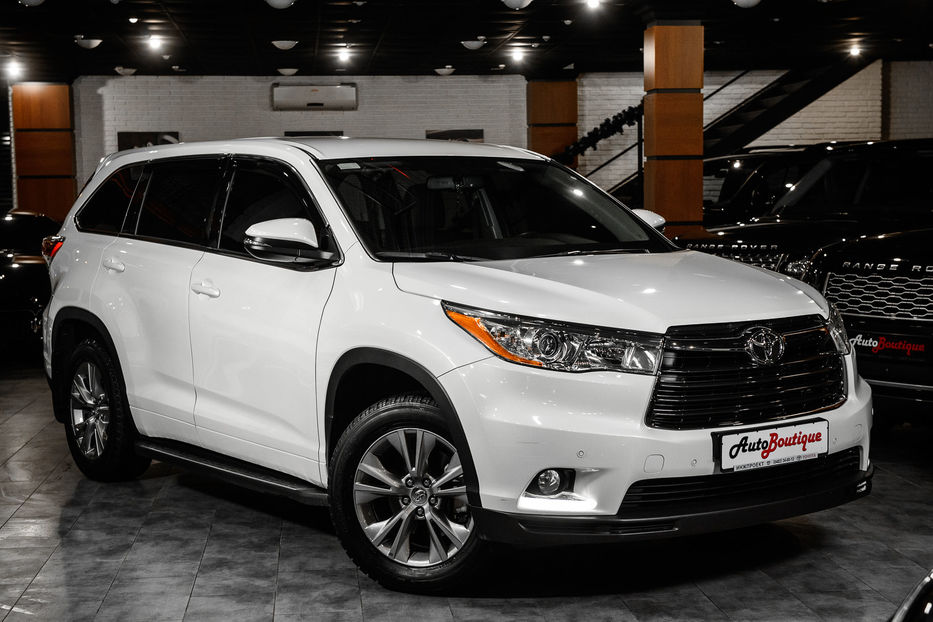 Продам Toyota Highlander  Official AWD  2014 года в Одессе