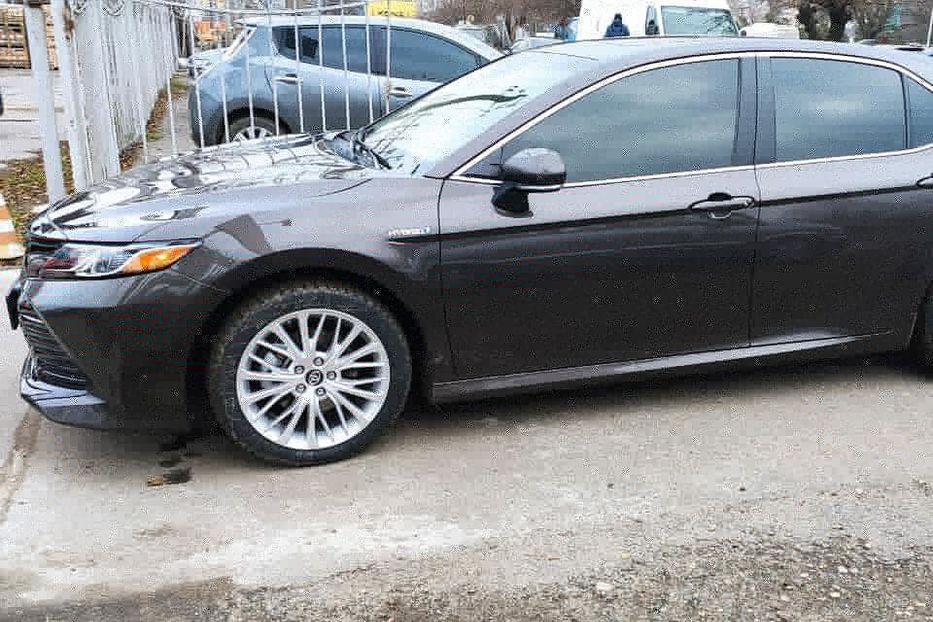 Продам Toyota Camry Hybride 2019 года в Одессе