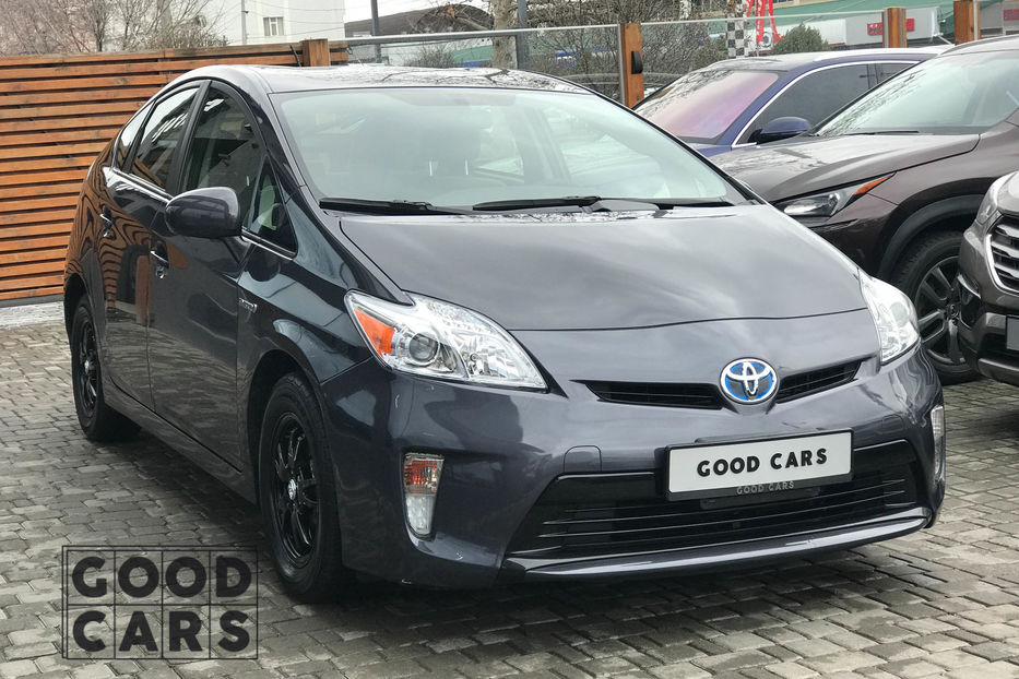 Продам Toyota Prius 2015 года в Одессе