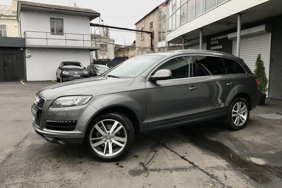 Продам Audi Q7 3.0 TFSI 2011 года в Киеве