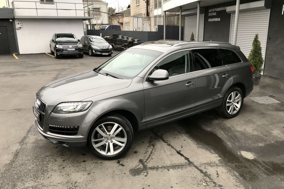 Продам Audi Q7 3.0 TFSI 2011 года в Киеве