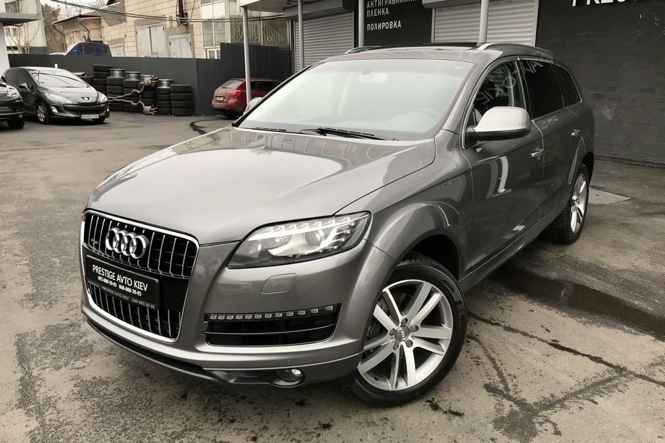 Продам Audi Q7 3.0 TFSI 2011 года в Киеве