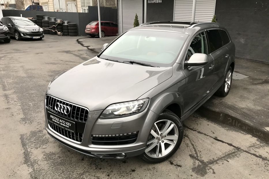 Продам Audi Q7 3.0 TFSI 2011 года в Киеве