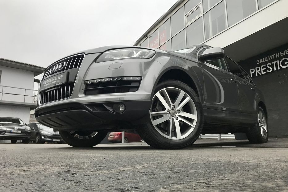 Продам Audi Q7 3.0 TFSI 2011 года в Киеве