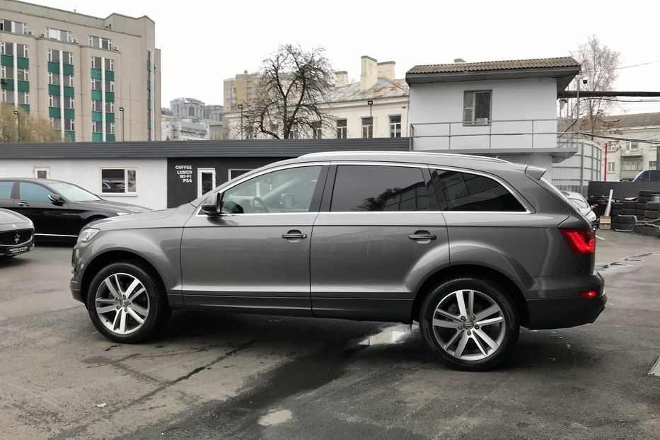 Продам Audi Q7 3.0 TFSI 2011 года в Киеве