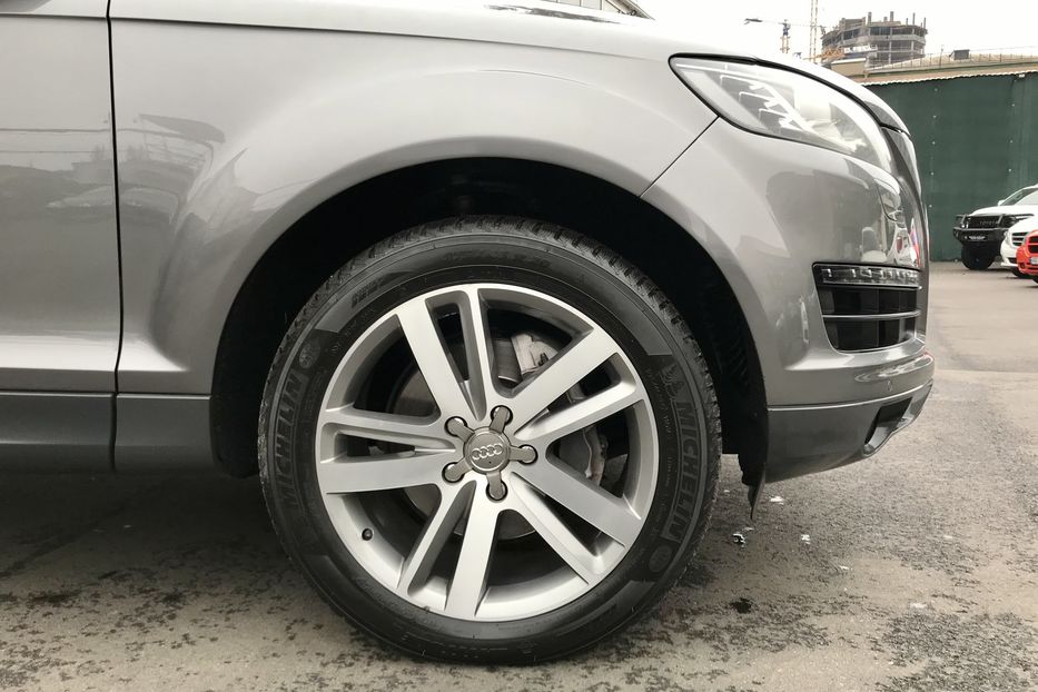 Продам Audi Q7 3.0 TFSI 2011 года в Киеве