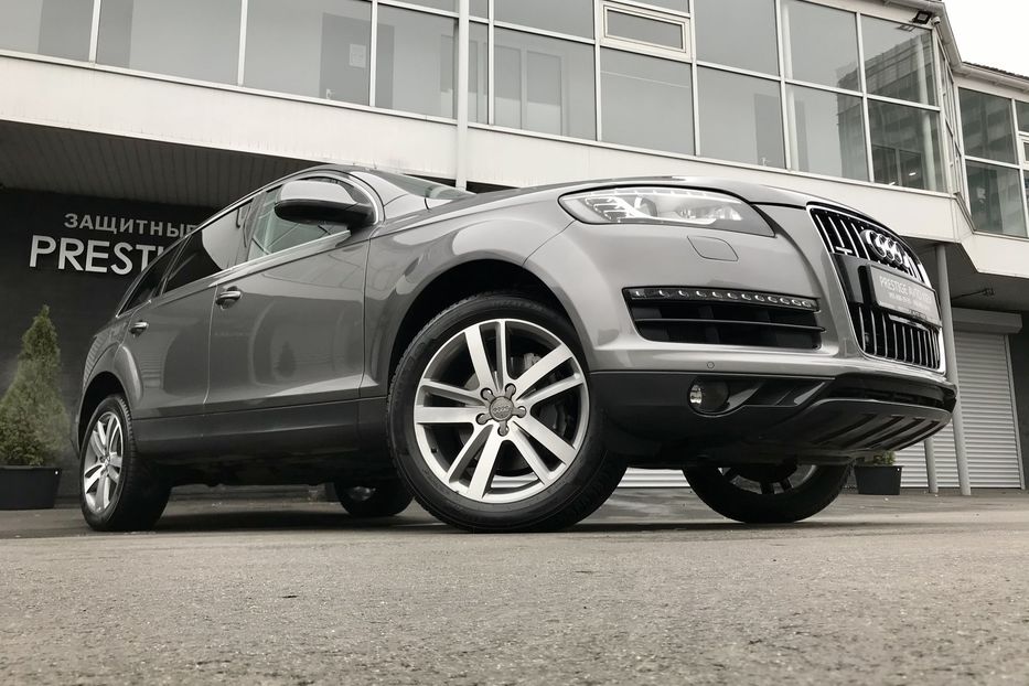 Продам Audi Q7 3.0 TFSI 2011 года в Киеве