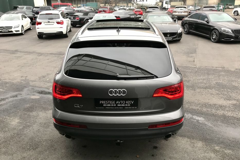 Продам Audi Q7 3.0 TFSI 2011 года в Киеве