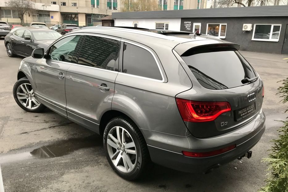 Продам Audi Q7 3.0 TFSI 2011 года в Киеве