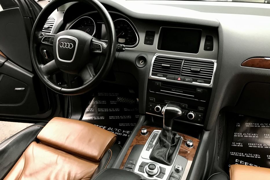 Продам Audi Q7 3.0 TFSI 2011 года в Киеве