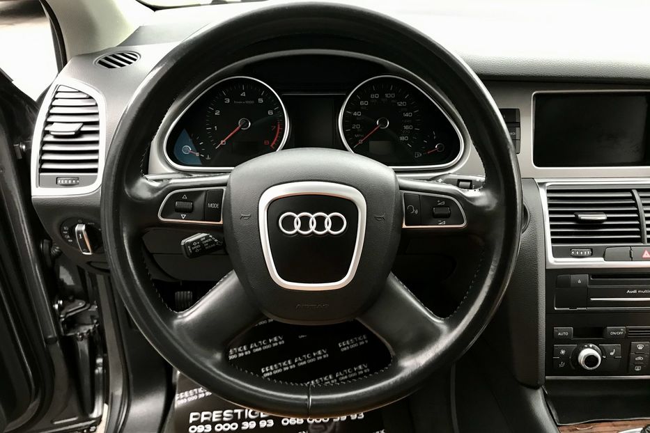 Продам Audi Q7 3.0 TFSI 2011 года в Киеве