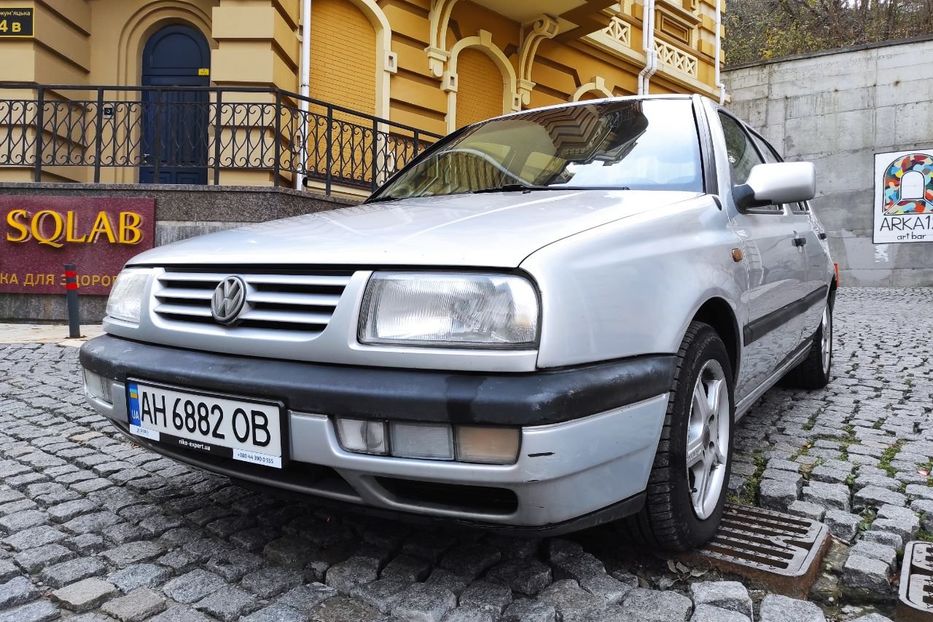 Продам Volkswagen Vento CLX 1996 года в Киеве