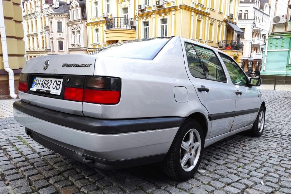 Продам Volkswagen Vento CLX 1996 года в Киеве