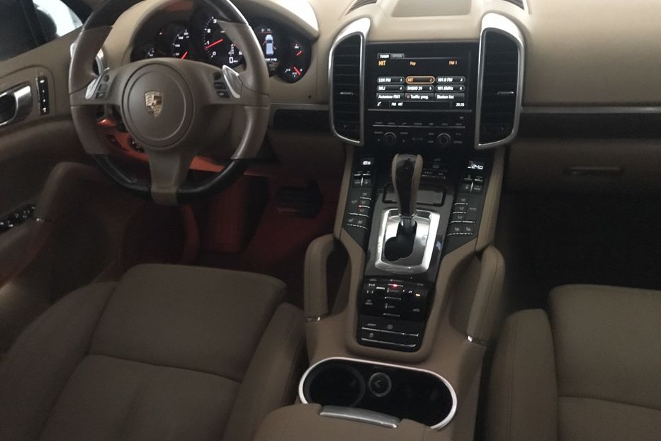Продам Porsche Cayenne 3.6 2014 года в Киеве