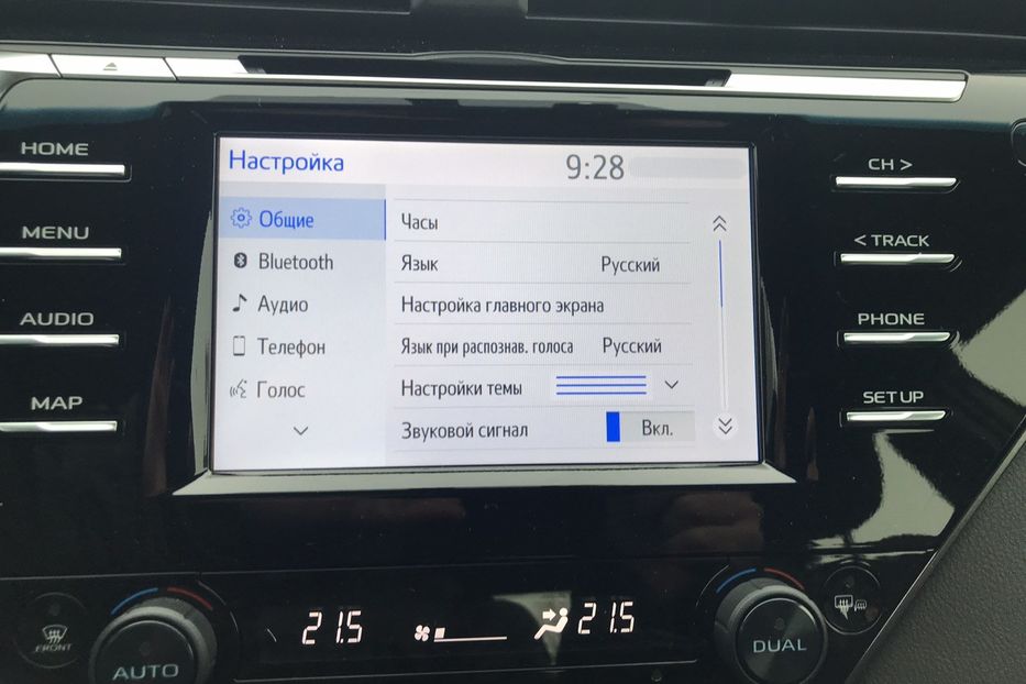 Продам Toyota Camry Elegance 2019 года в Киеве