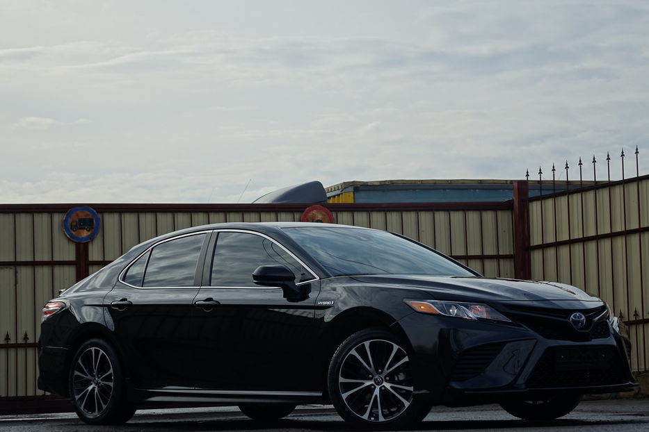 Продам Toyota Camry Hydride FULL 2020 года в Одессе