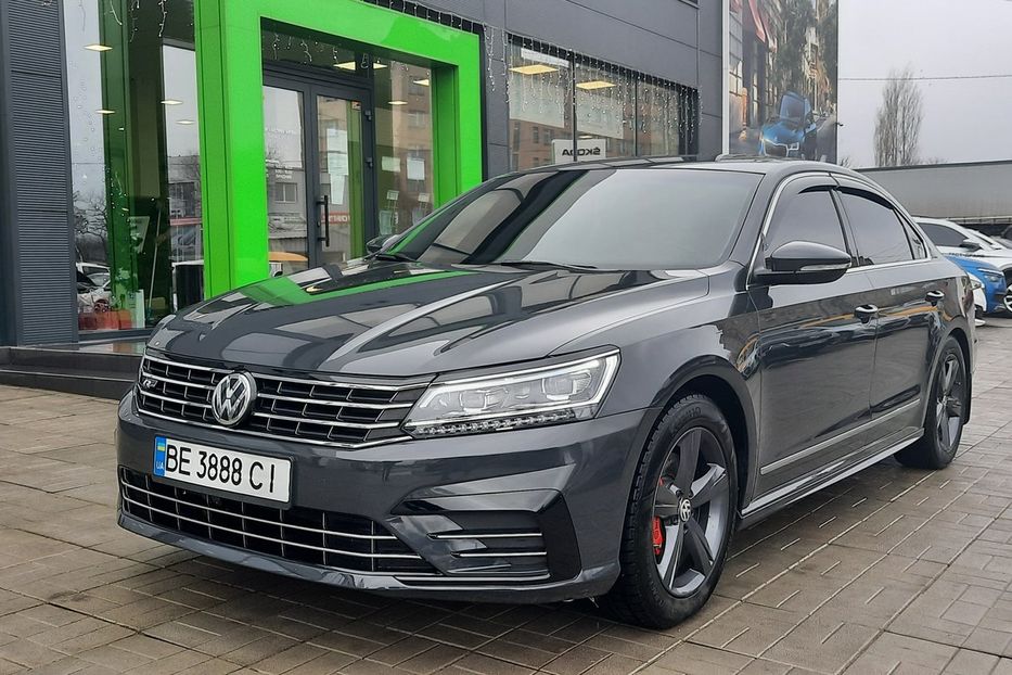 Продам Volkswagen Passat B8 R-Line 2017 года в Николаеве