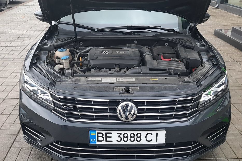 Продам Volkswagen Passat B8 R-Line 2017 года в Николаеве