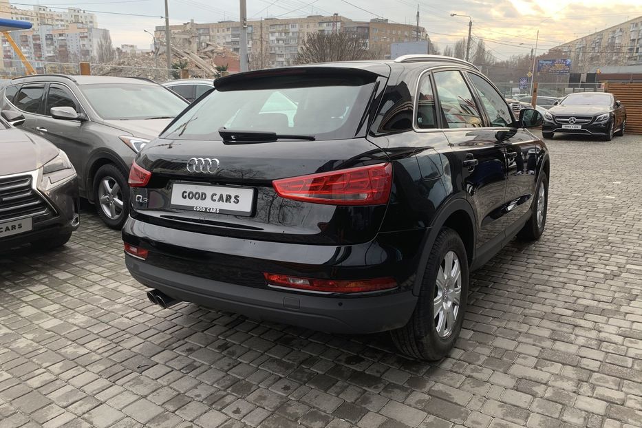 Продам Audi Q3 Официал 2016 года в Одессе