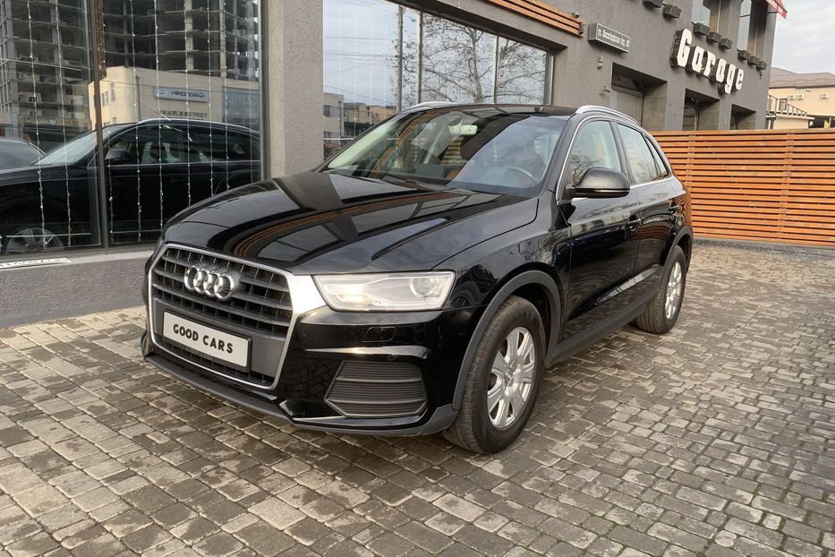 Продам Audi Q3 Официал 2016 года в Одессе