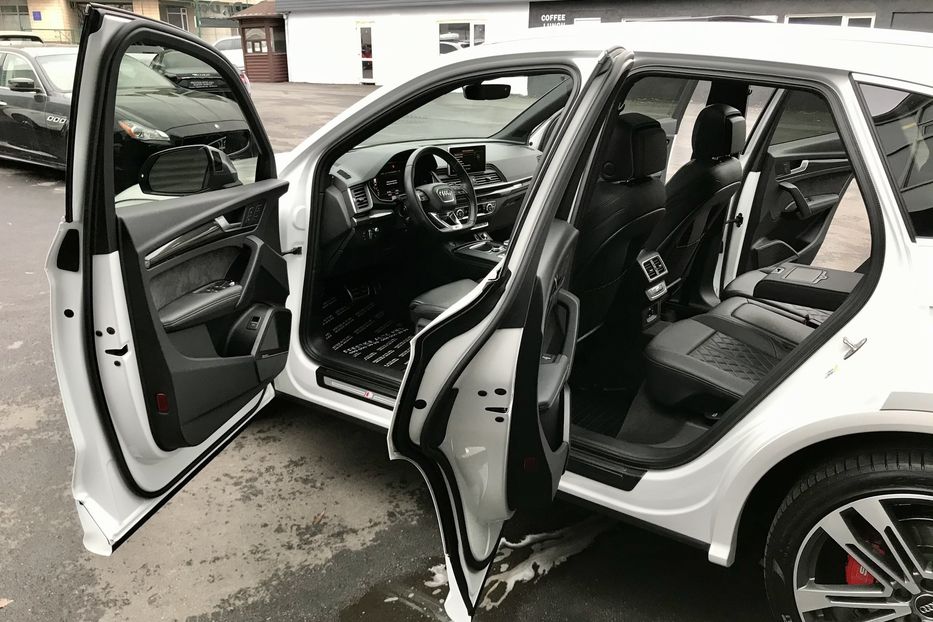 Продам Audi SQ 5 2018 года в Киеве