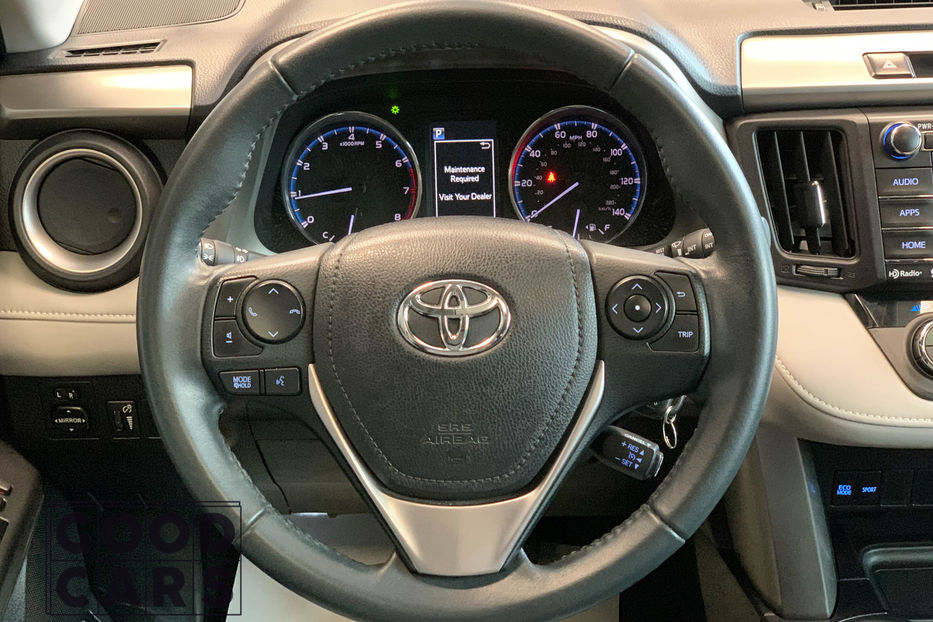 Продам Toyota Rav 4 XLE 2016 года в Одессе