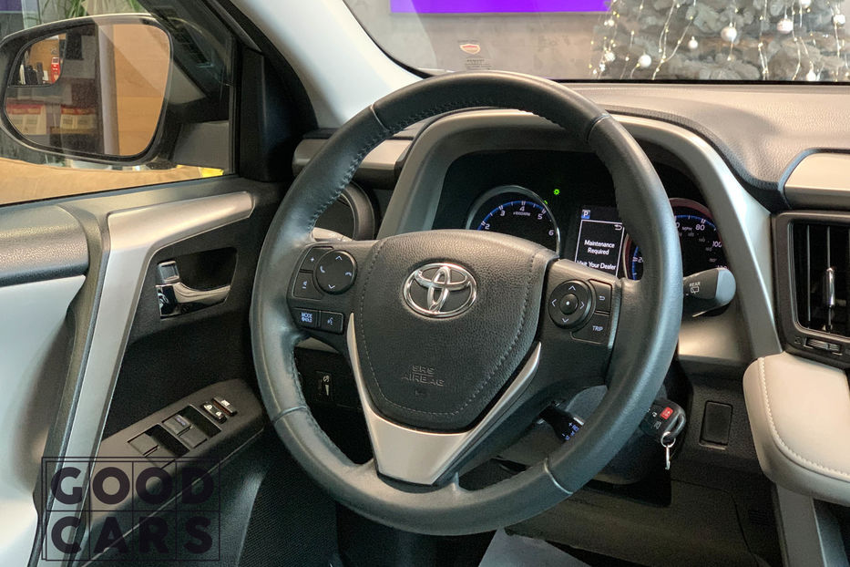 Продам Toyota Rav 4 XLE 2016 года в Одессе