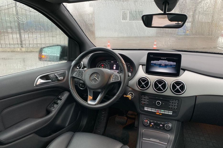 Продам Mercedes-Benz B-Class B250 2018 года в Одессе