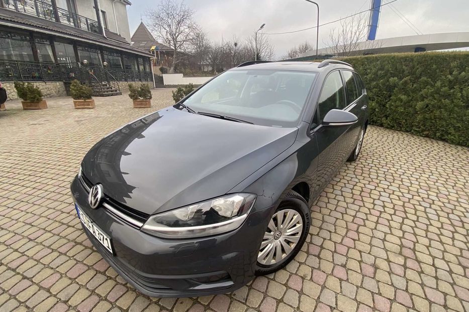 Продам Volkswagen Golf VII Автомат 2017 года в Львове