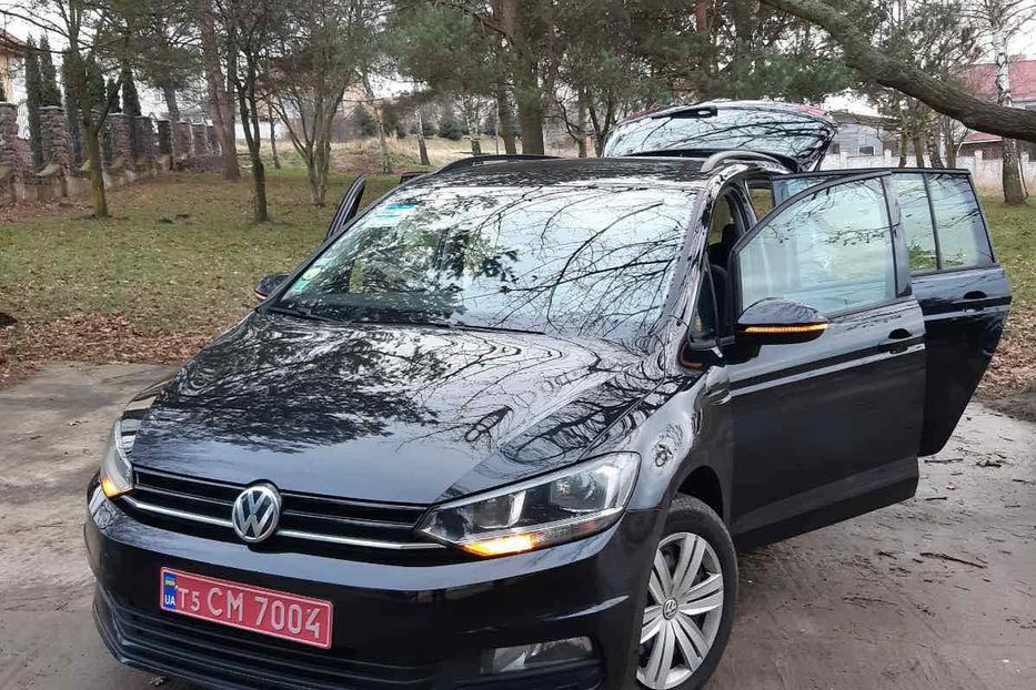 Продам Volkswagen Touran 2016 года в Львове