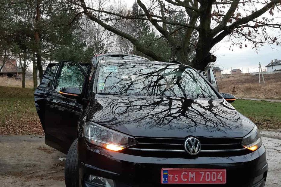 Продам Volkswagen Touran 2016 года в Львове
