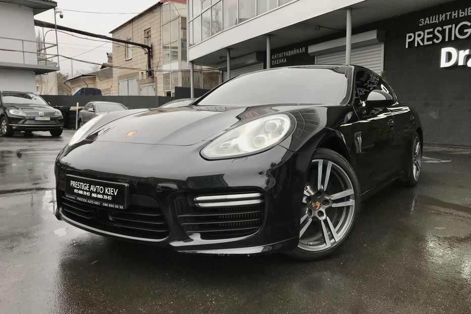 Продам Porsche Panamera TURBO 2014 года в Киеве