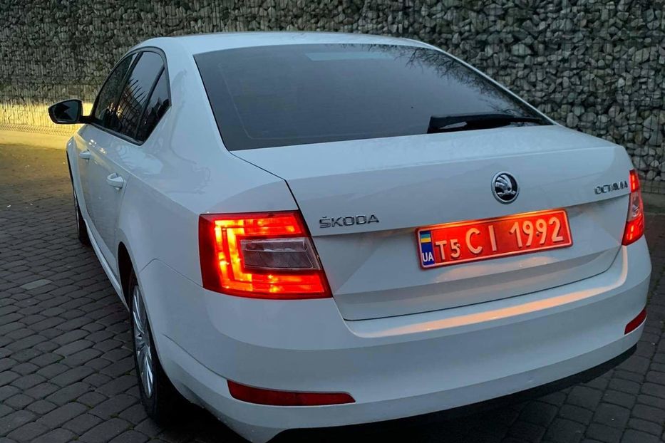 Продам Skoda Octavia A7 Не Мальована 2015 года в Львове