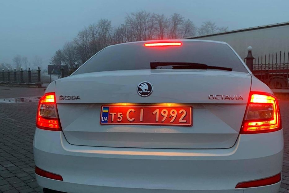 Продам Skoda Octavia A7 Не Мальована 2015 года в Львове