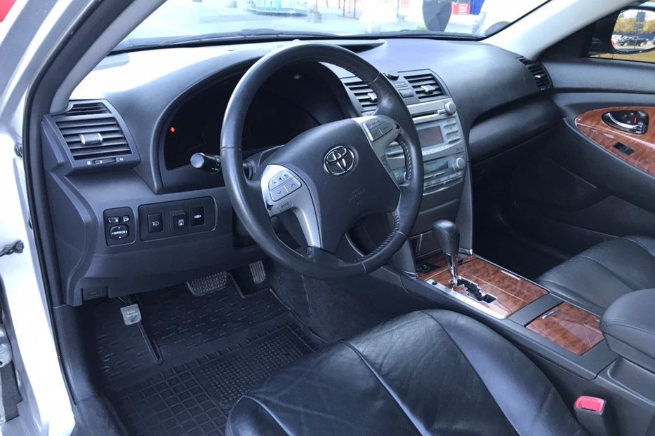 Продам Toyota Camry 2008 года в Николаеве