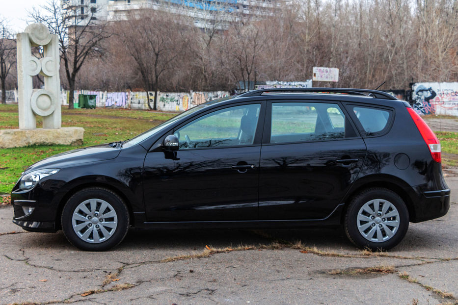 Продам Hyundai i30  2011 года в Днепре