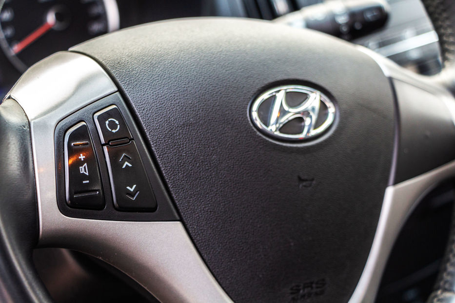 Продам Hyundai i30  2011 года в Днепре