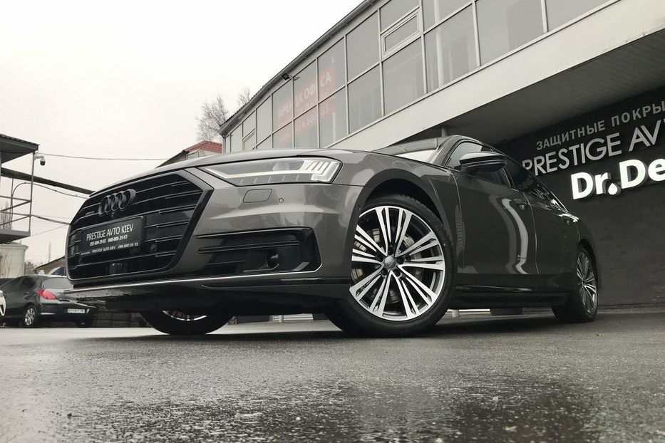 Продам Audi A8 55 TFSI 2017 года в Киеве