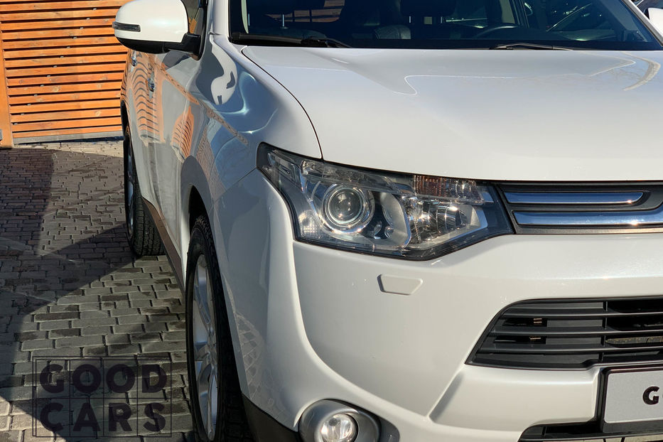 Продам Mitsubishi Outlander Official 2012 года в Одессе