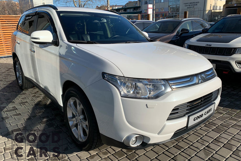 Продам Mitsubishi Outlander Official 2012 года в Одессе